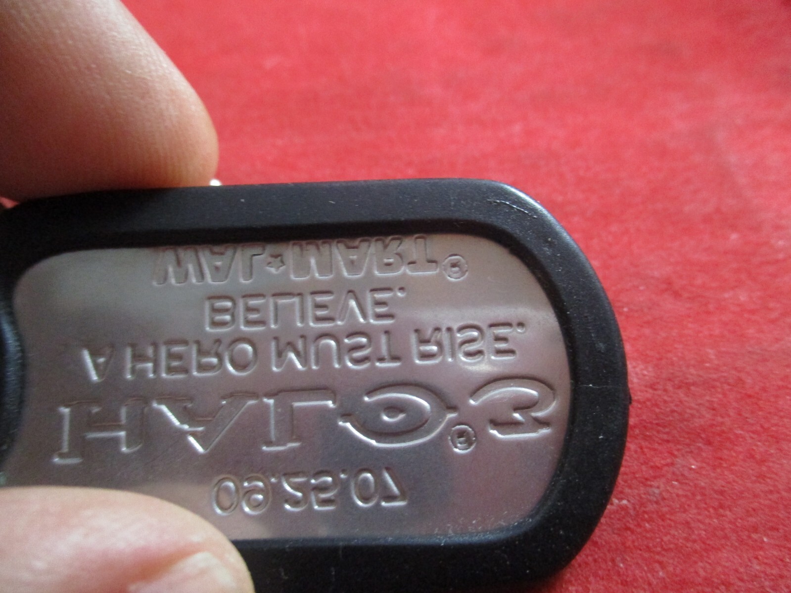 Halo 3 Xbox 360 Wal-Mart 2007 Promotional Dog Tag Necklace Chain Dogtag