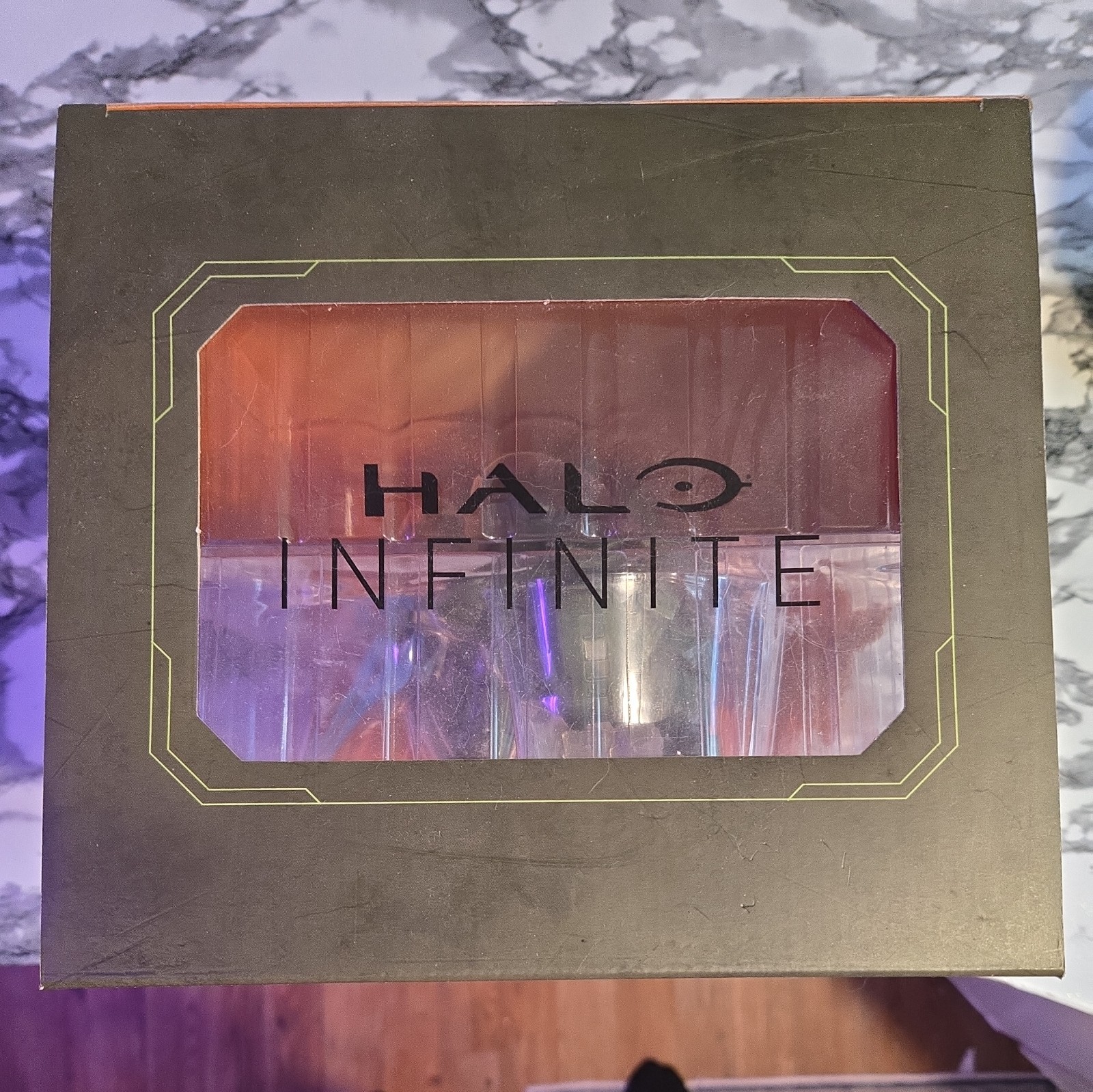 Dark Horse Halo Infinite Master Chief with Grappleshot PVC Statue