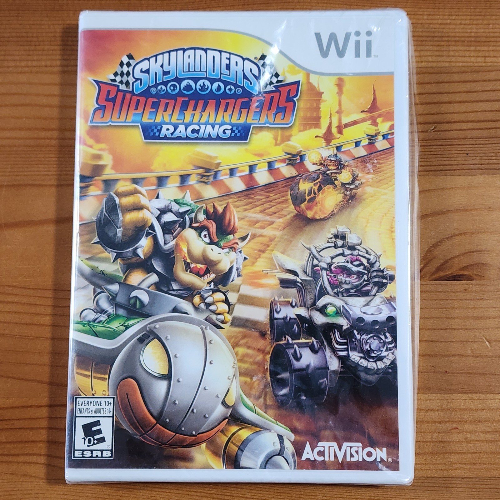 Wii SKYLANDER’S SUPERCHARGERS RACING Game + Supershot Stealth Elf & Stormblade