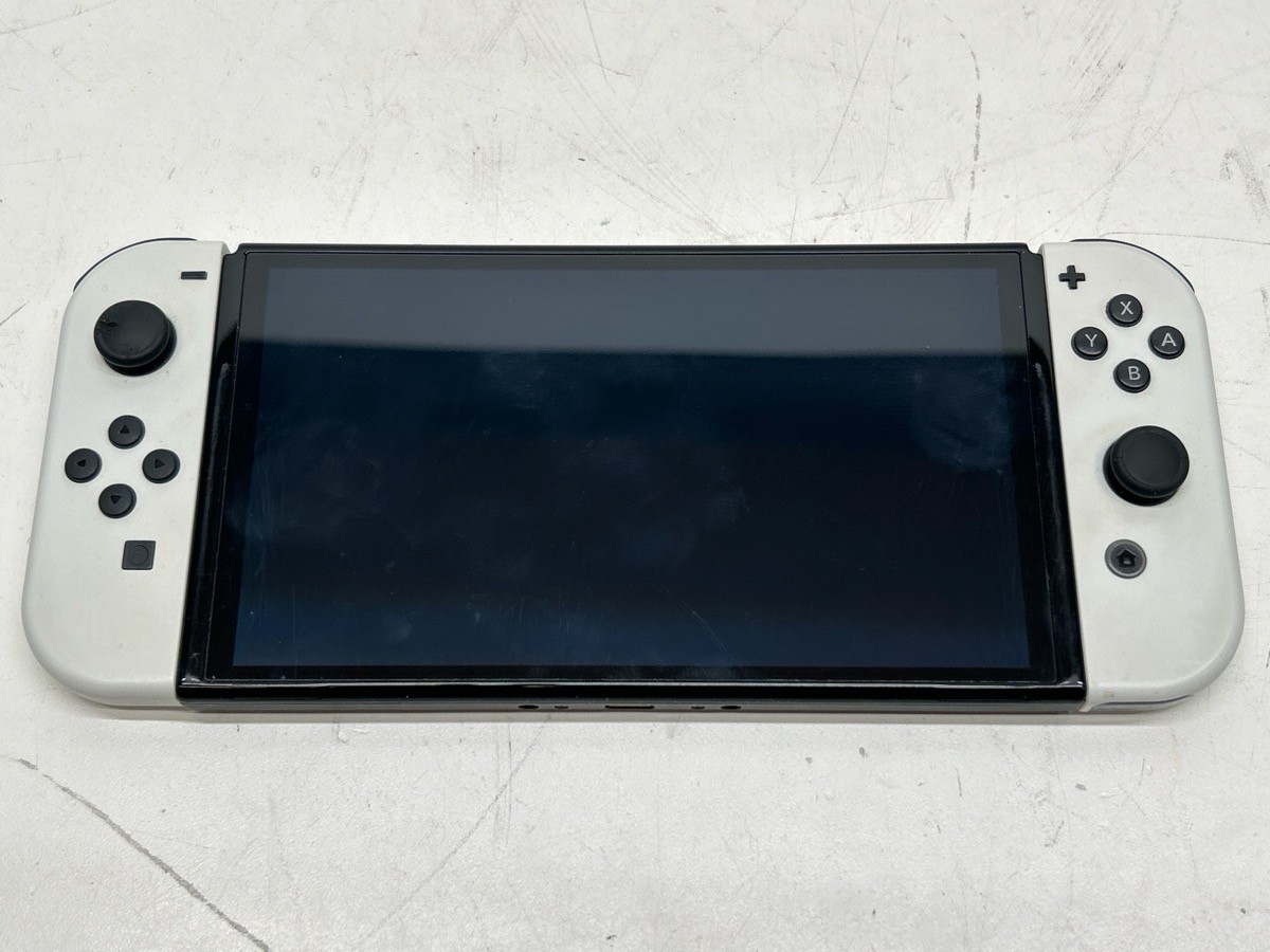 NINTENDO SWITCH HANDHELD – OLED – HEG-001 (P28020309)