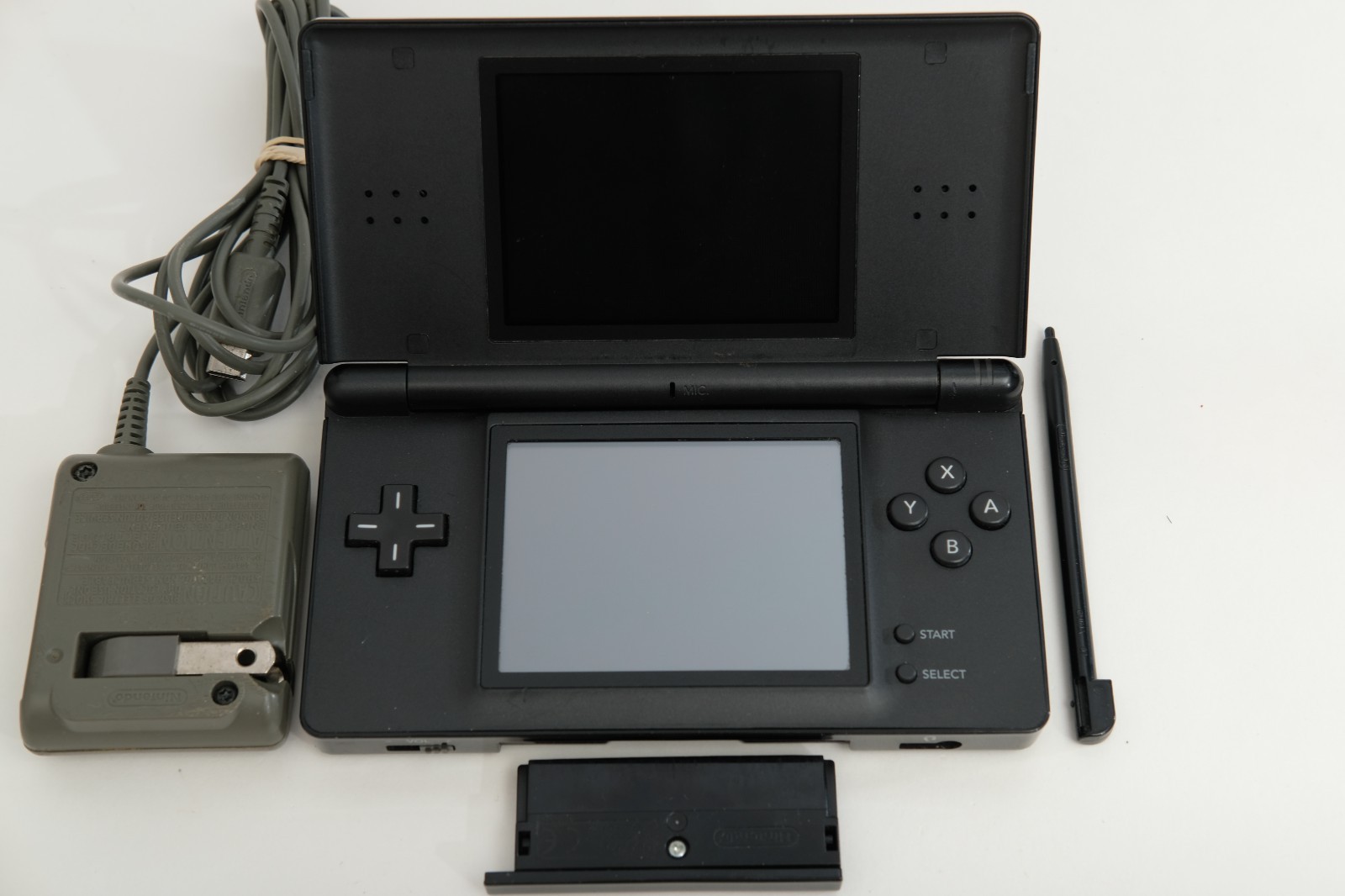 Nintendo DS Lite Onyx Black USG-001 stylus gba cover charger ALL OEM