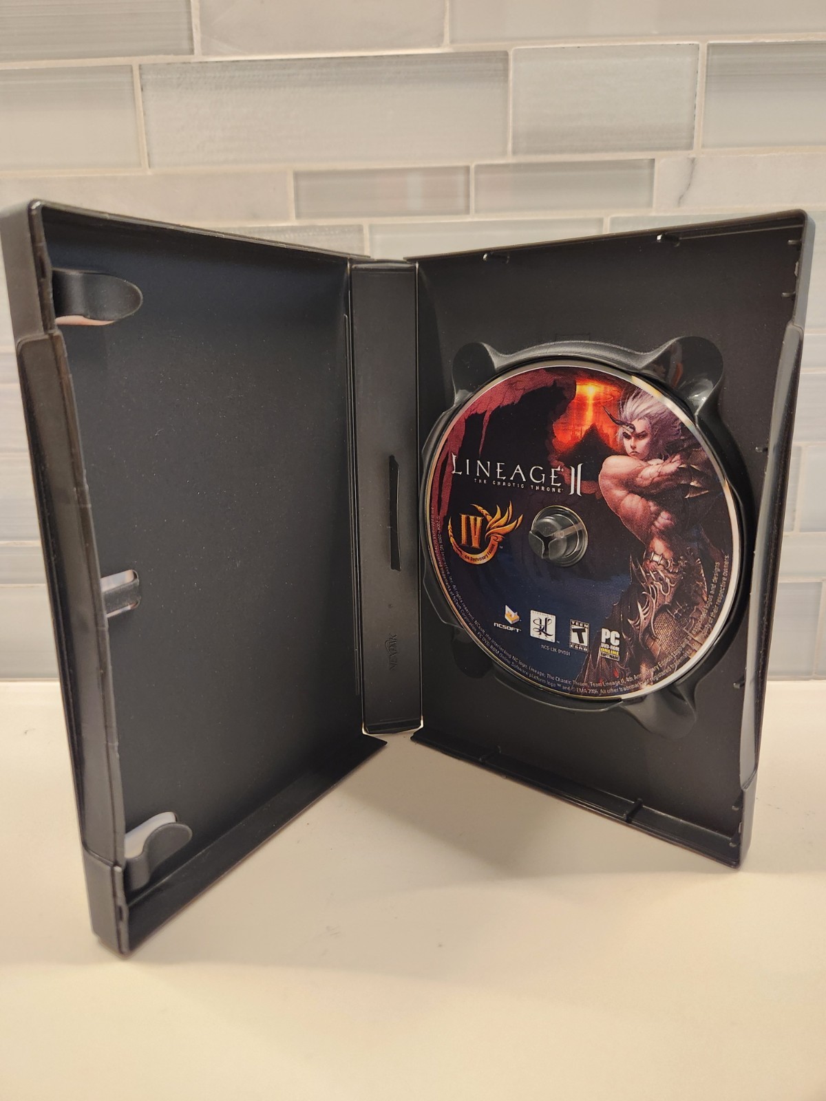 Lineage 2 The Chaotic Throne 4th Anniversary Edition Game + Oren + Dark Conquest