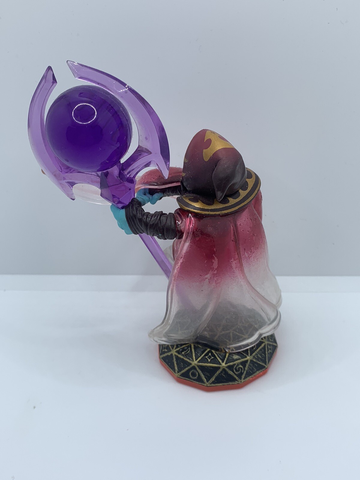 Skylanders Trap Team Figure Enigma Trap Master Magic Element