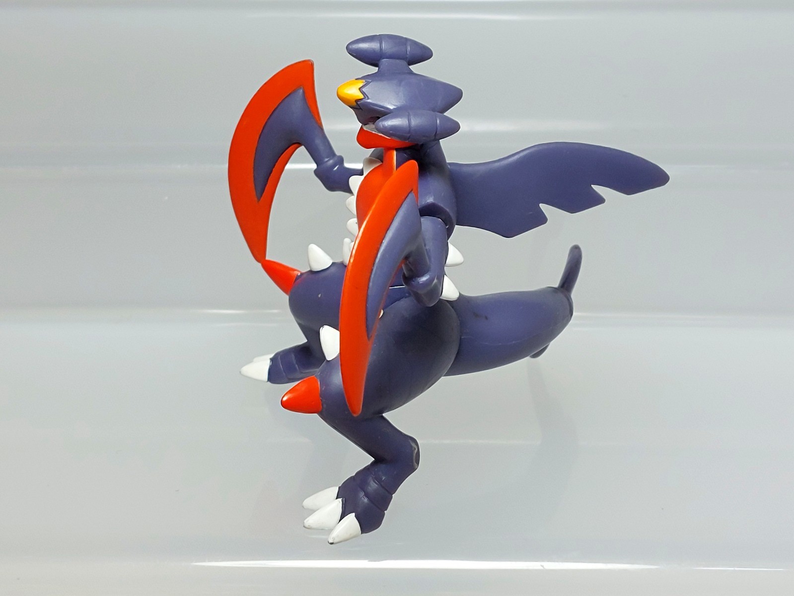 Mega Garchomp Pokemon Moncolle Figure Takara Tomy 2014 Japan F03 2.4in