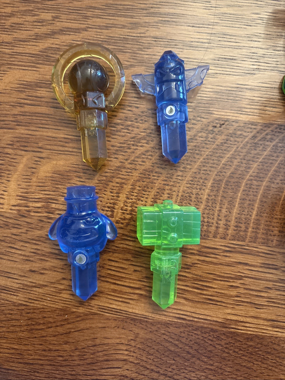 Skylanders Spyro’s Adventure Lot Green Base Figures Spyro Stealth Elf + Items