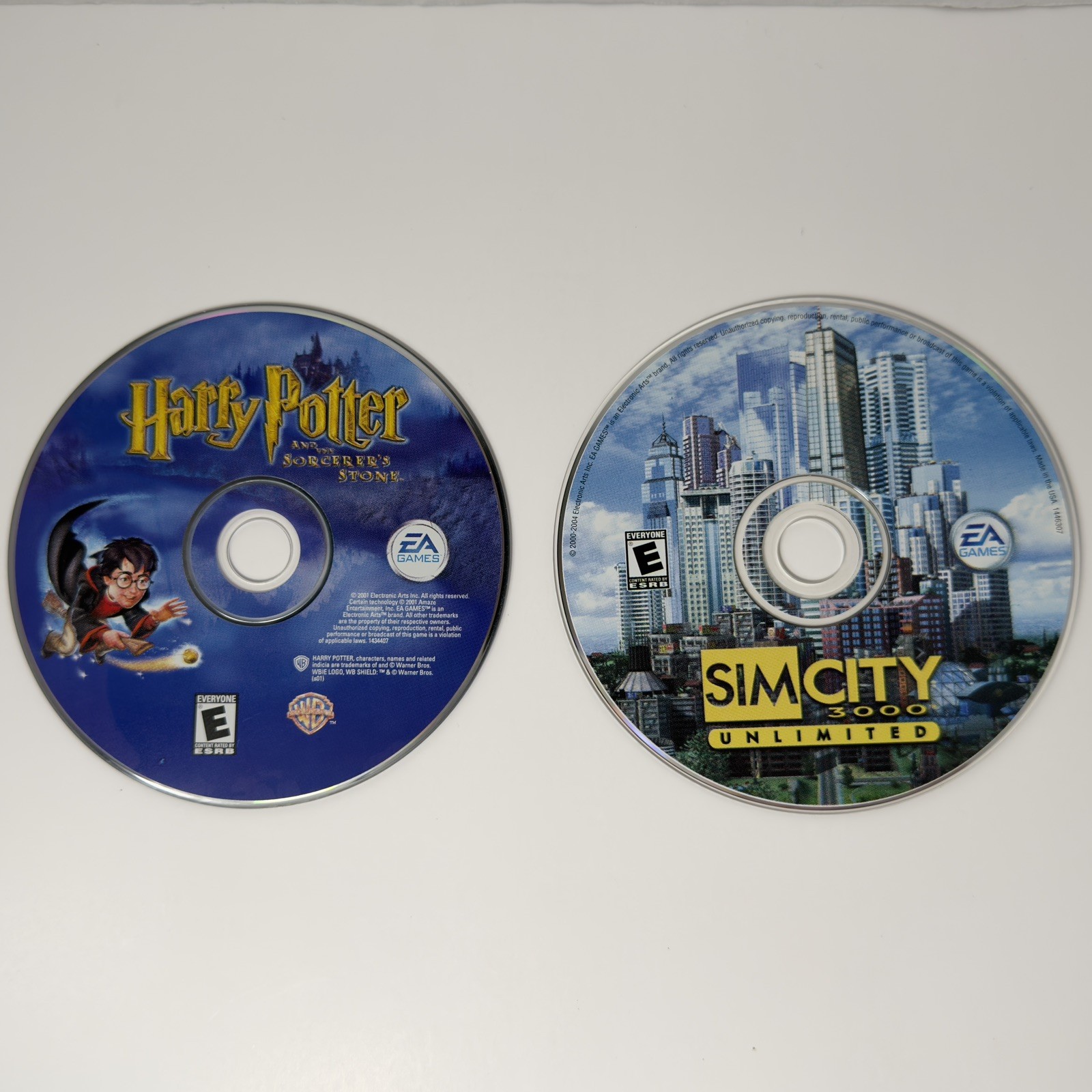 Lord of the Rings: The Return of the King (PC, 2003) 3 Disc Set + Two FREE games