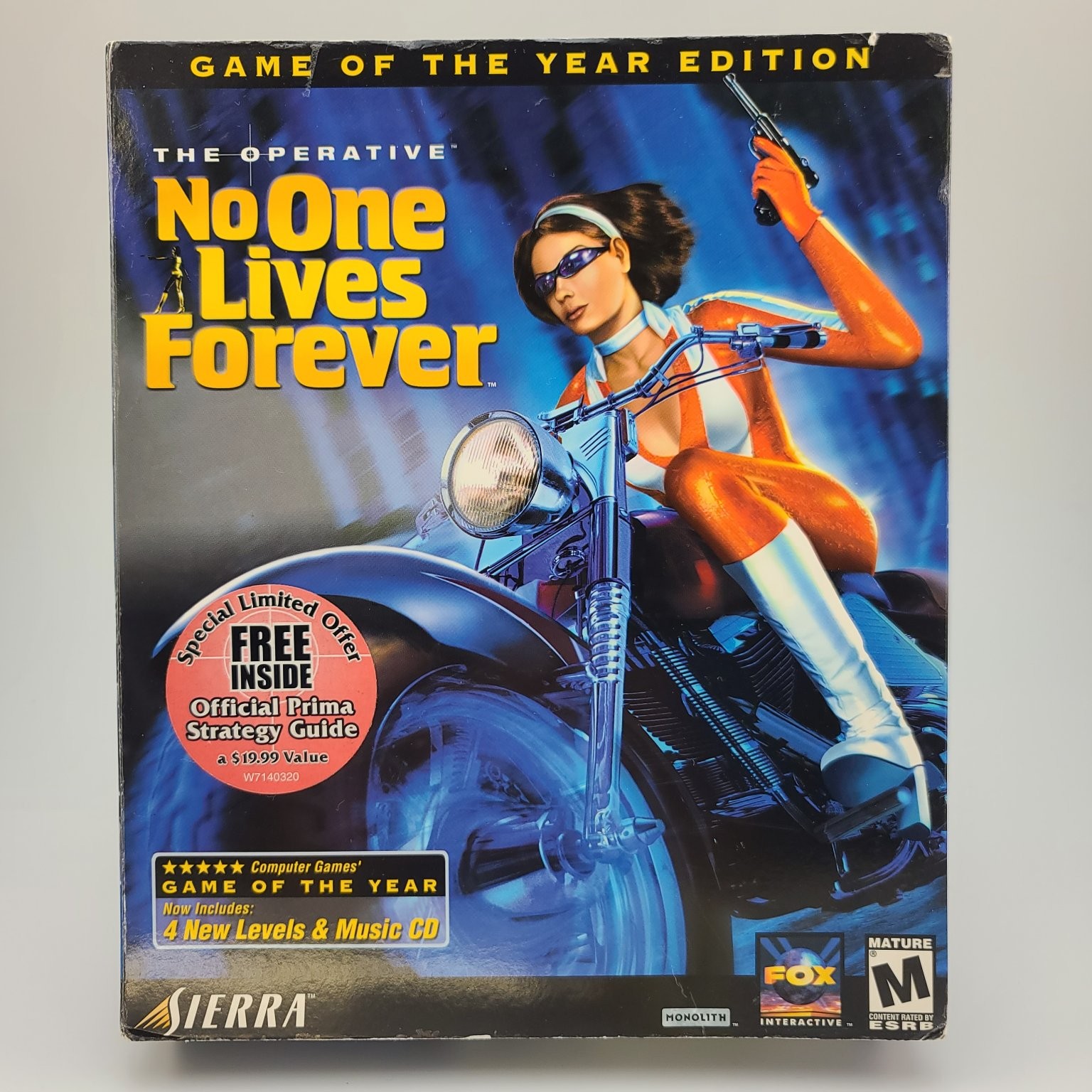 No One Lives Forever GOTY Edition PC Video Game FPS Spy Strategy Guide Big Box