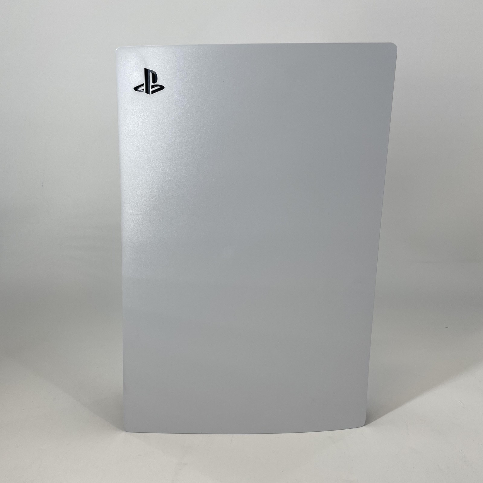 Sony PlayStation 5 Disc Edition Console White 825GB + 2TB w/ HDMI – Very Good