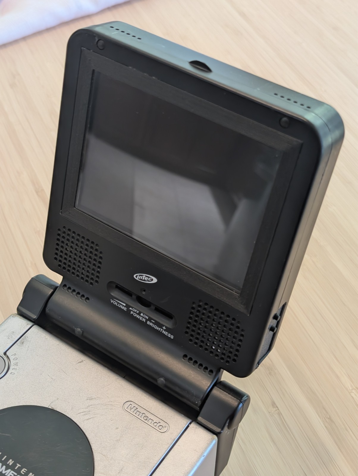 GameCube Intec Screen Black – New Screen – 640×480 – Totally Remade