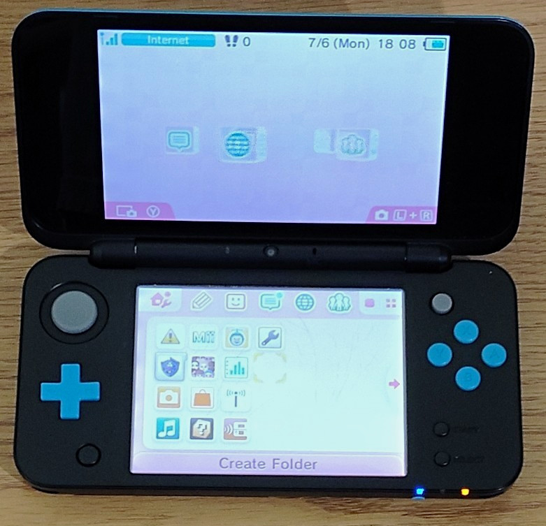 “New” Nintendo 2DS XL w/ 4GB microSD, Volume Slider Issues, Scuffed Touch Screen