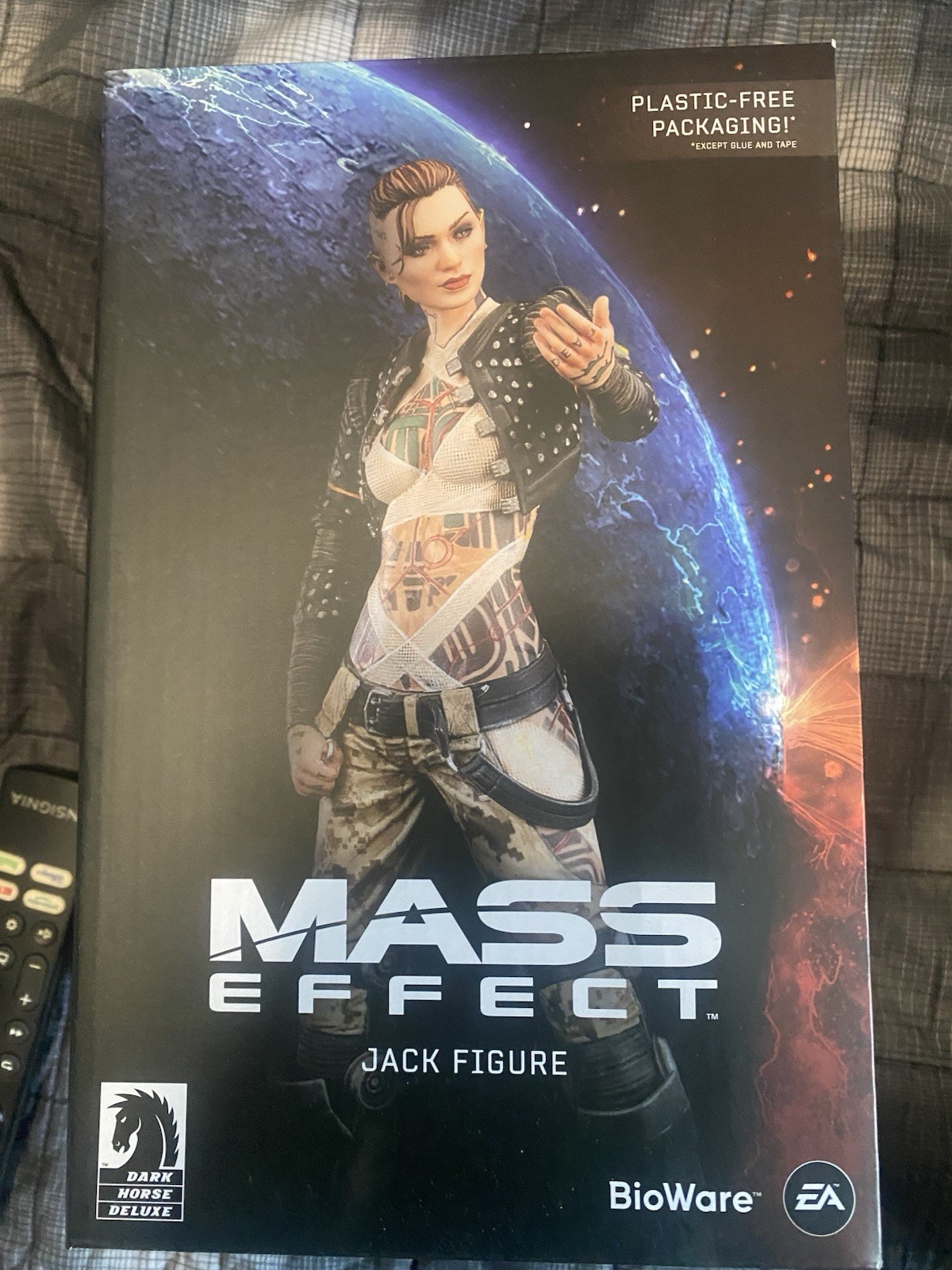 Dark Horse Deluxe Mass Effect Jack Figure
