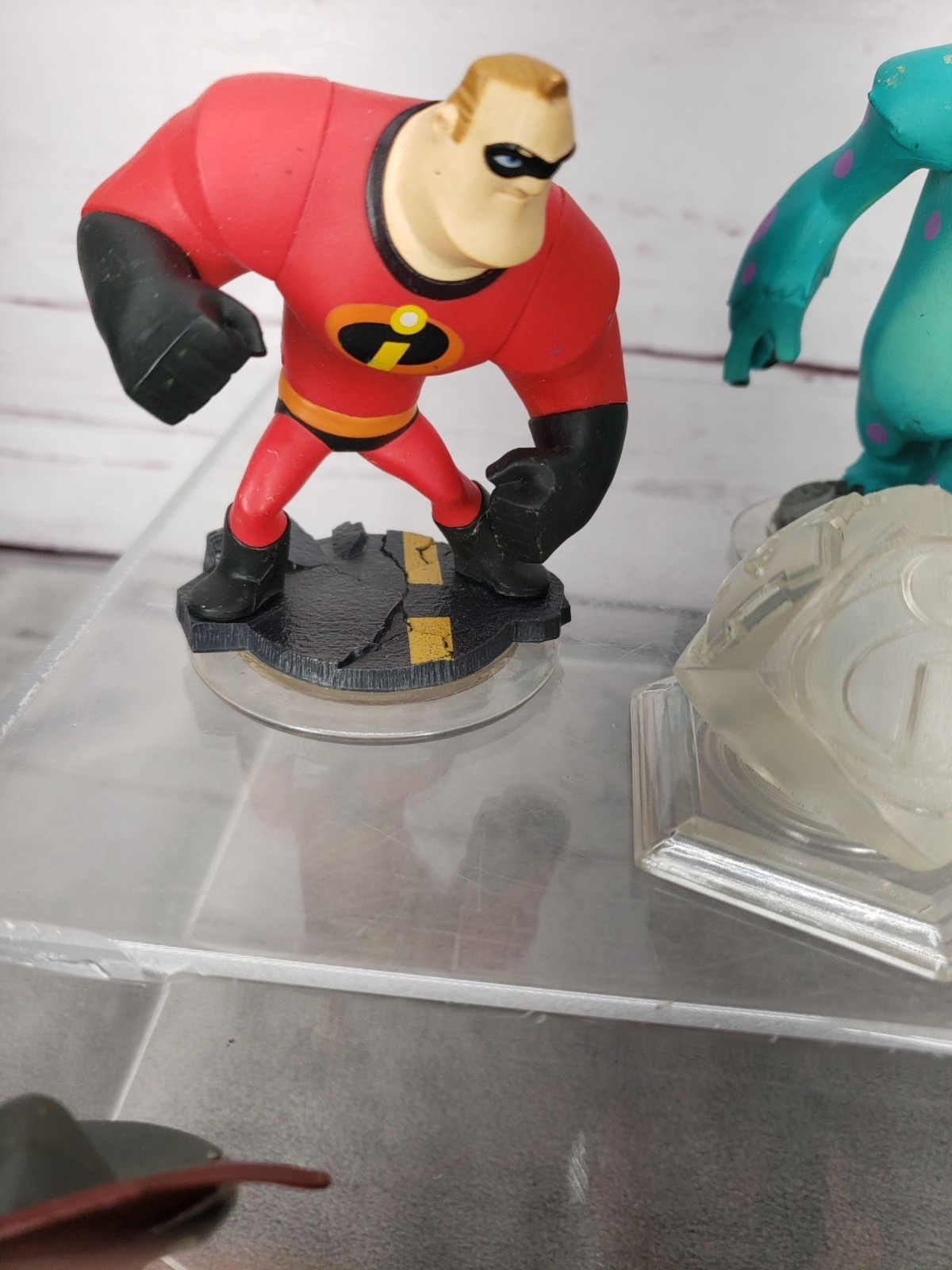 Disney Infinity Figures Lot Of 7 Featuring The Incredibles Pirates Of The Caribb