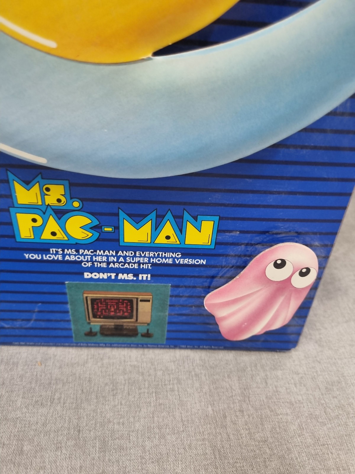 Rare Ms. Pac-Man Atari 2600 Countertop Store Display