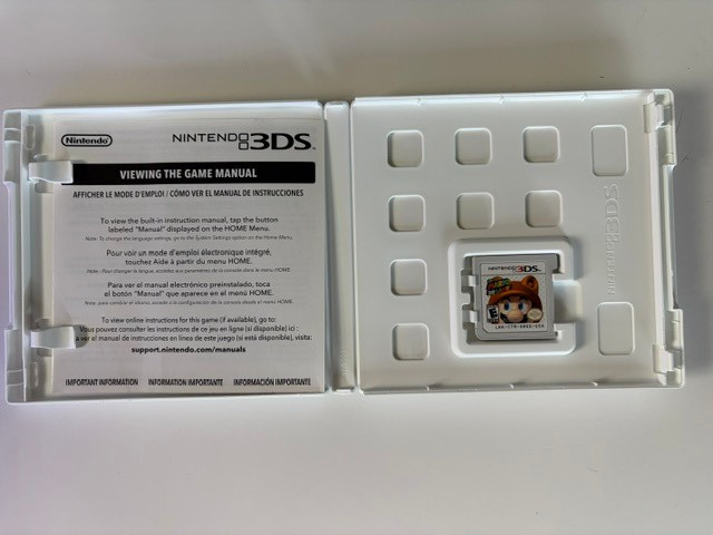 Super Mario 3D Land for Nintendo 3DS – Nintendo Selects Edition – CIB