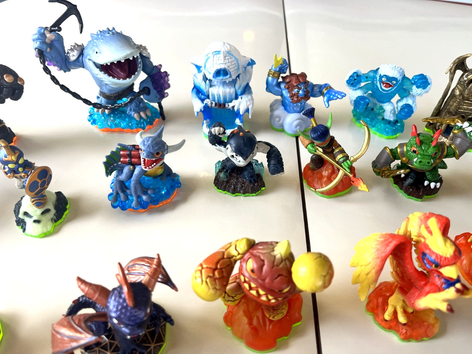 Bulk Lot: 38 Skylanders — Great condition + Rares!