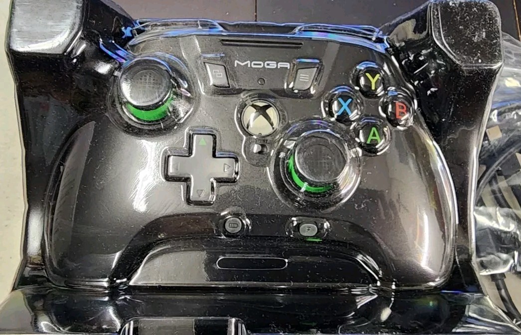 MOGA XP5-X Plus Bluetooth Controller for Android/PC w/ 3000mAh Power Bank