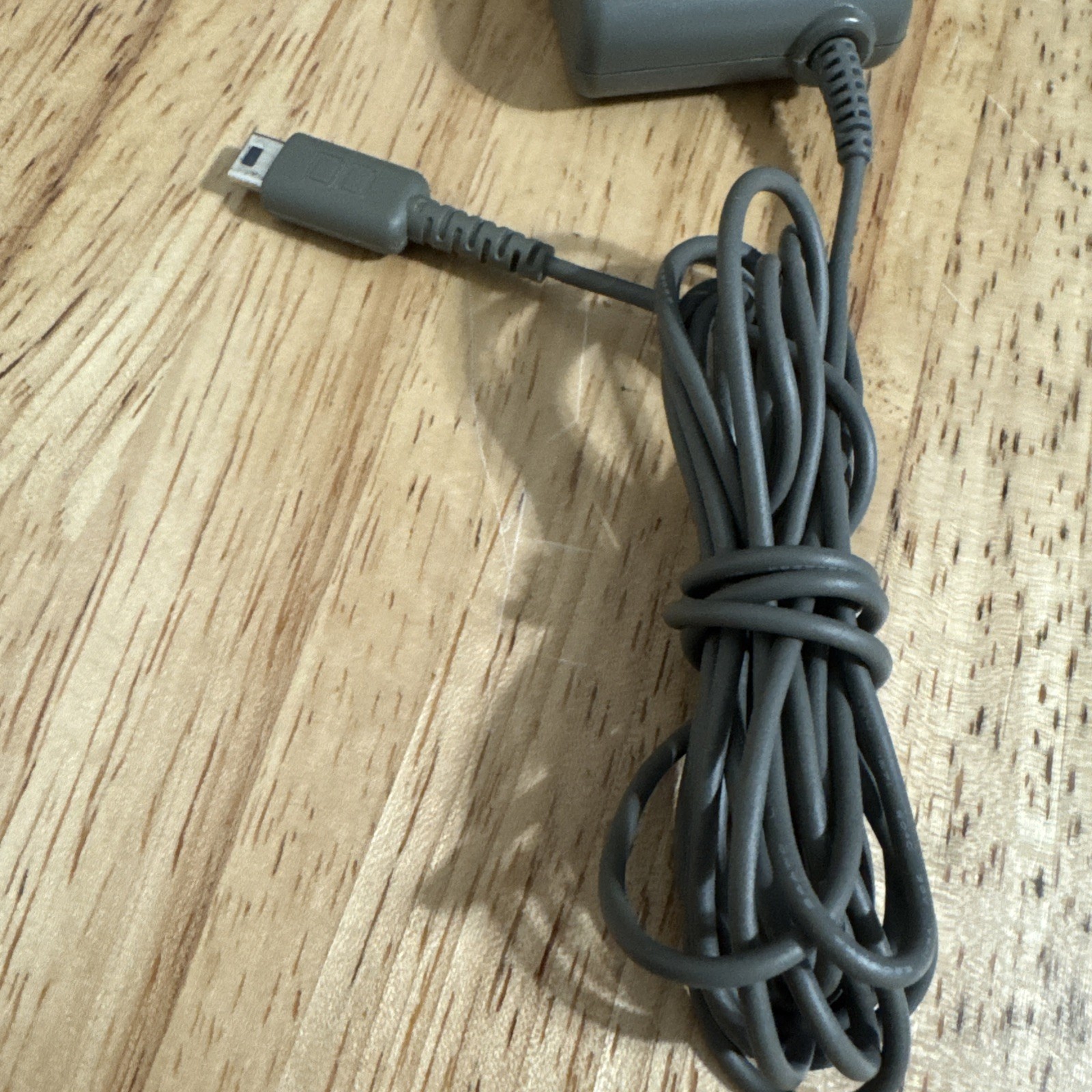 Nintendo DS Lite AC Adapter Charger USG-002 OEM Genuine Gray Power Supply