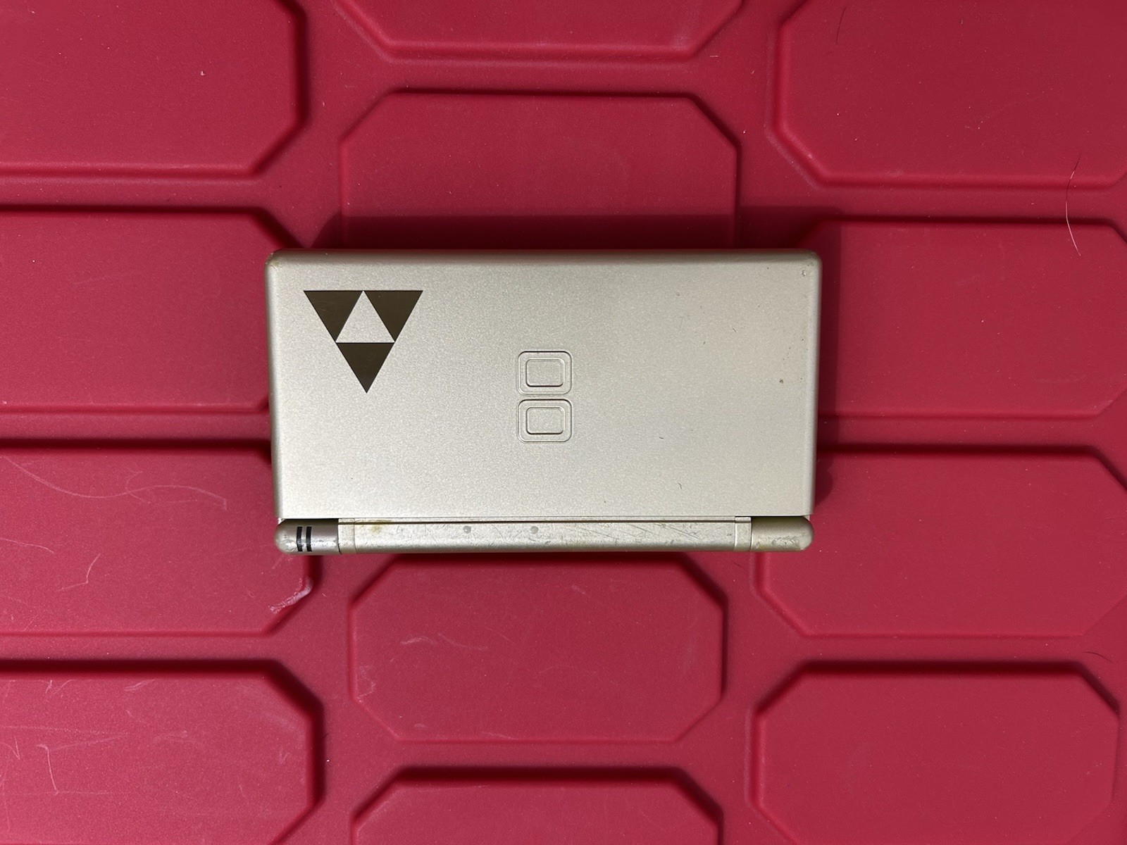 Nintendo DS Lite, Zelda Handheld