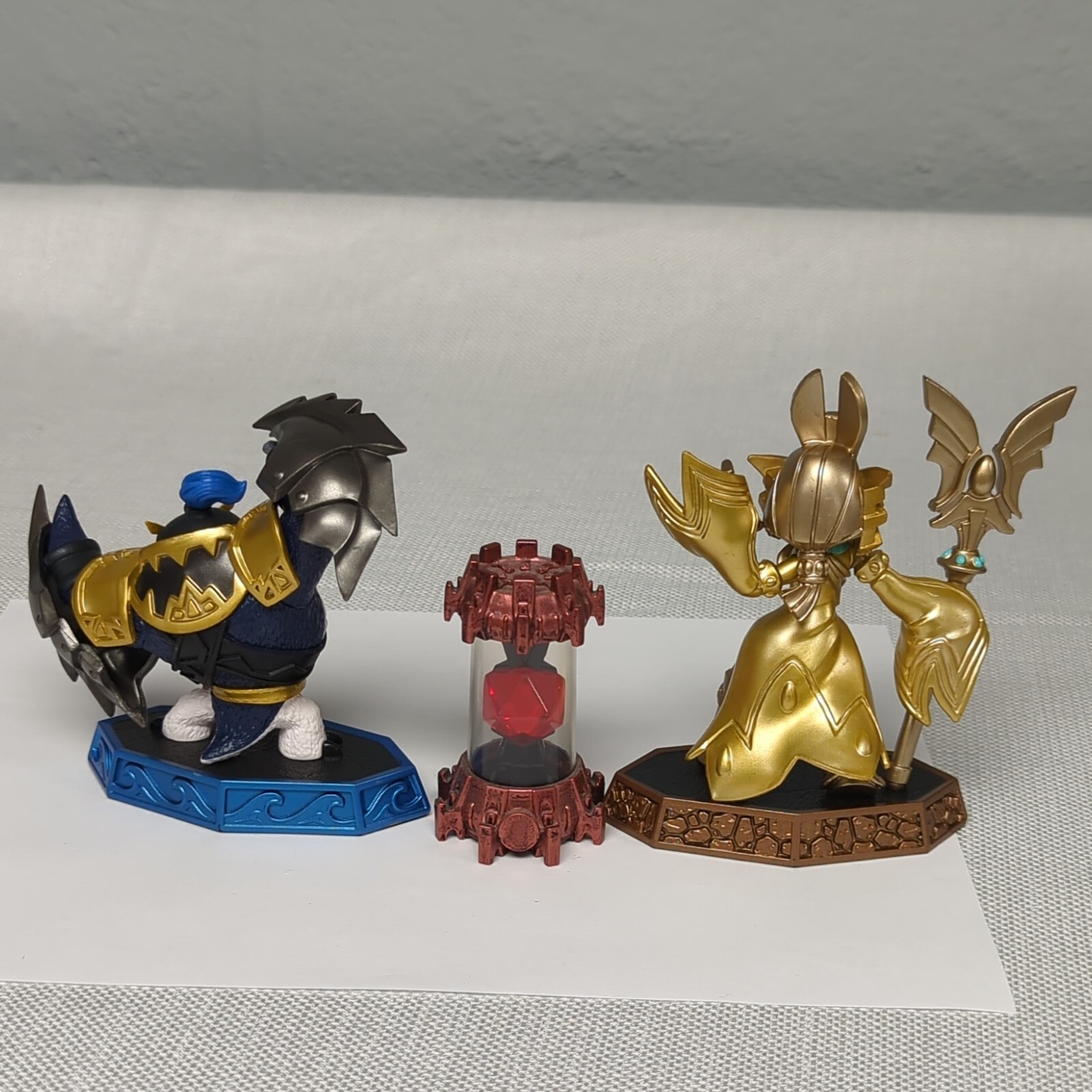 Skylanders King Pen Golden Queen Fire Reactor Crystal Lot of 3 Figures