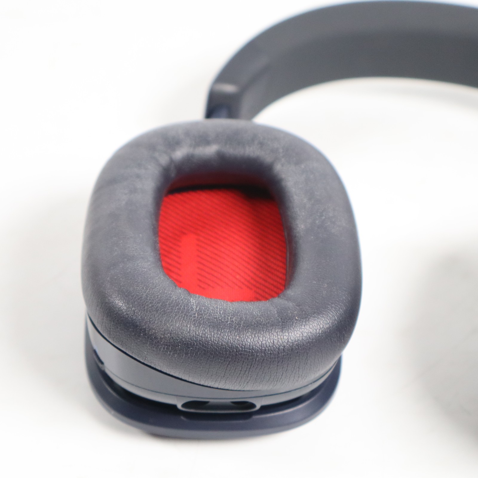 Logitech Astro A30 Ear-Cup Over the Ear Headsets Navy – PLEASE READ DESCRIPTION!