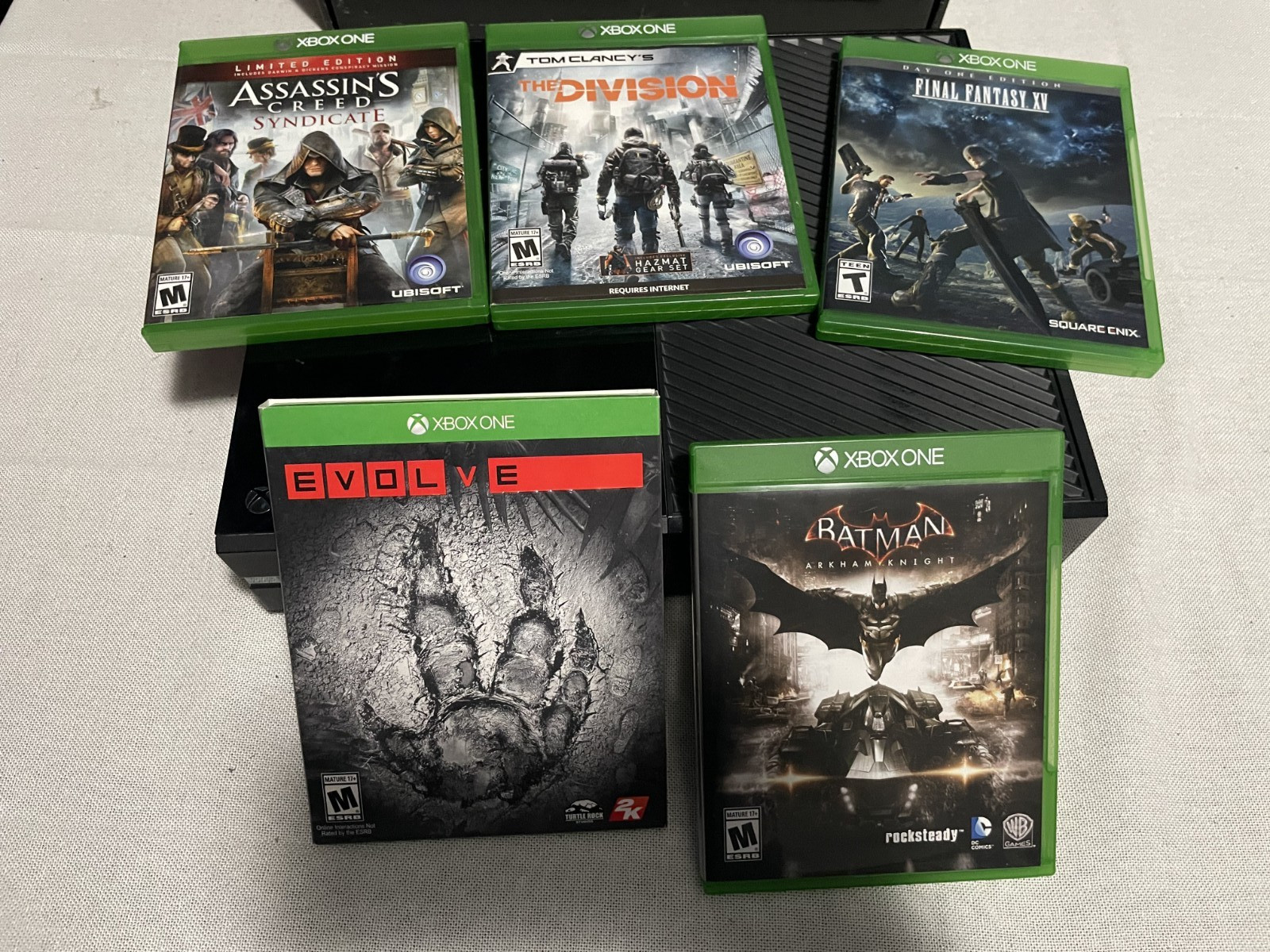 Microsoft Xbox One Day One Edition 500GB Black Console + GAMES