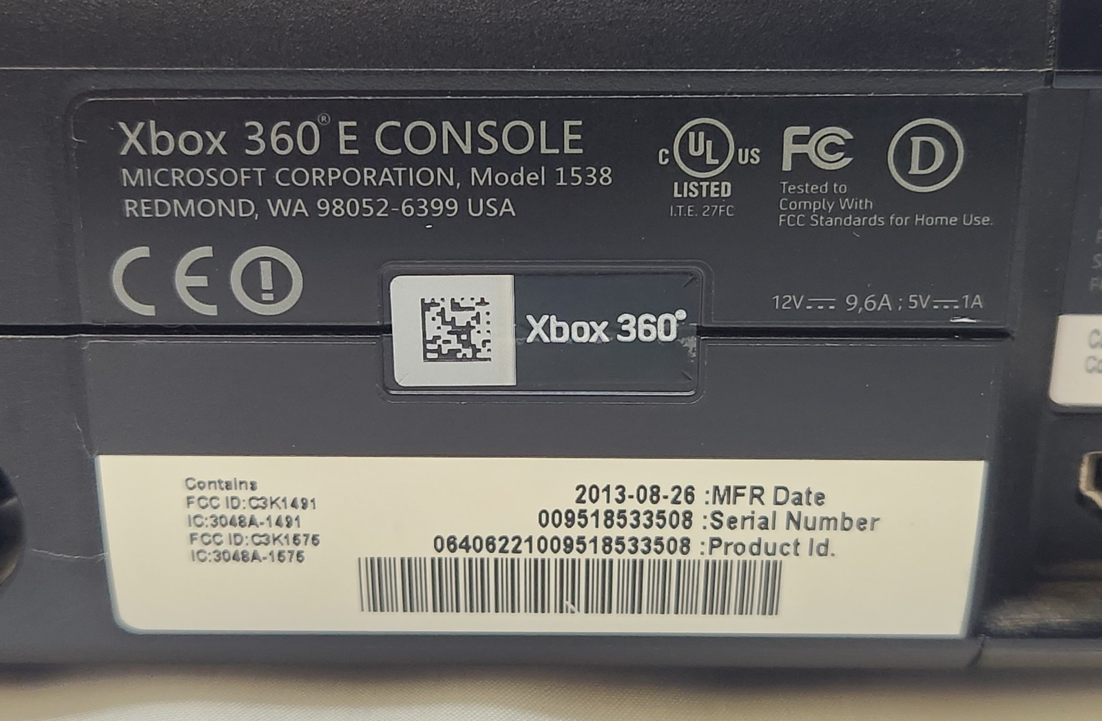 Xbox 360 E (Model 1538) with 12 Games + 4 Controllers – Works