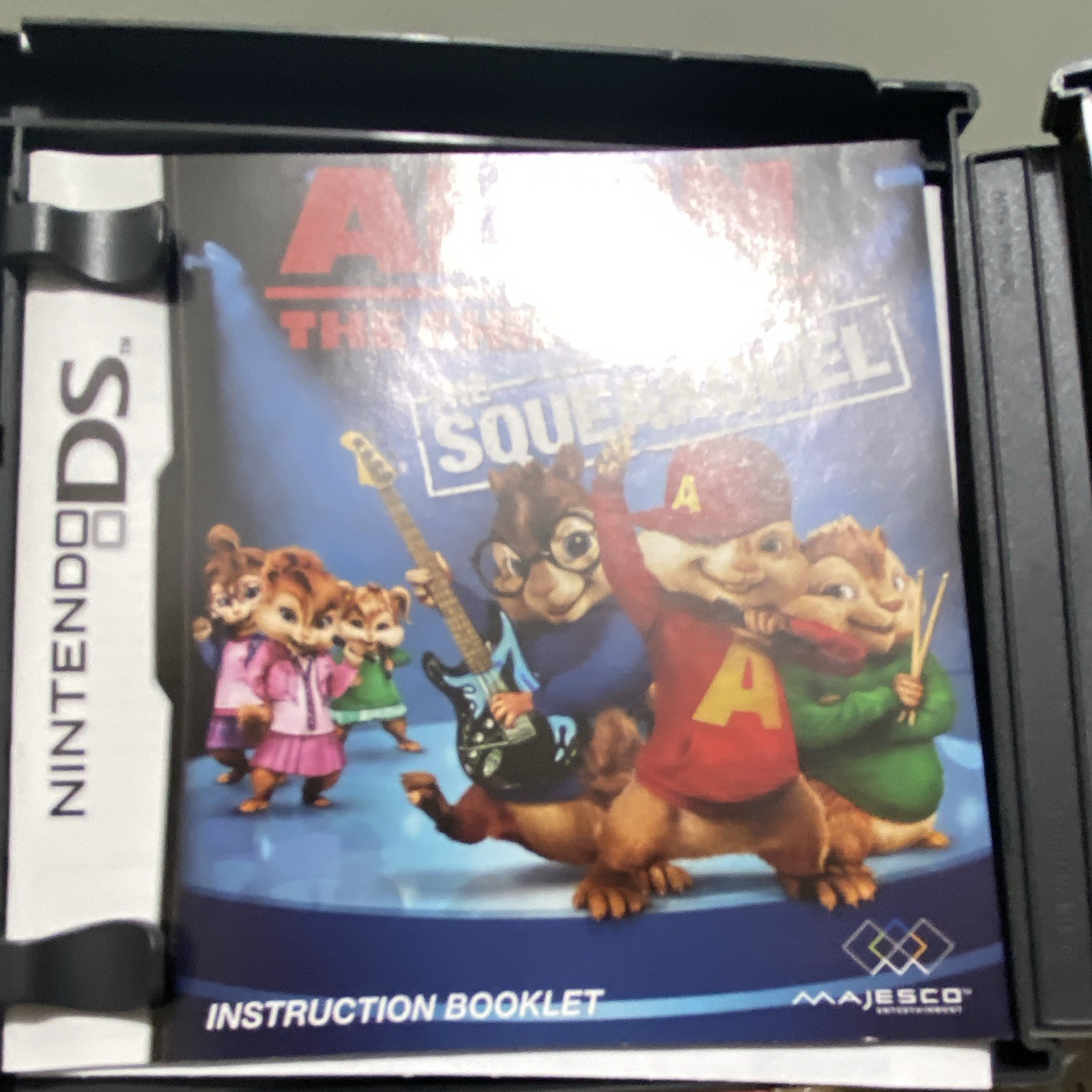 Nintendo DS Alvin and the Chipmunks: The Squeakquel E Majesco Manual Included