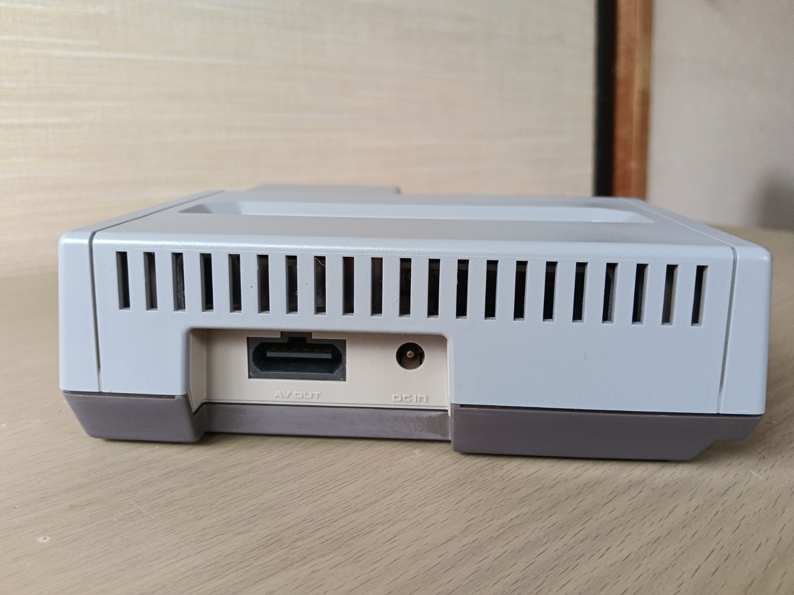 Nintendo New Famicom Console AV Complete good condition TESTED /painted/NES-2