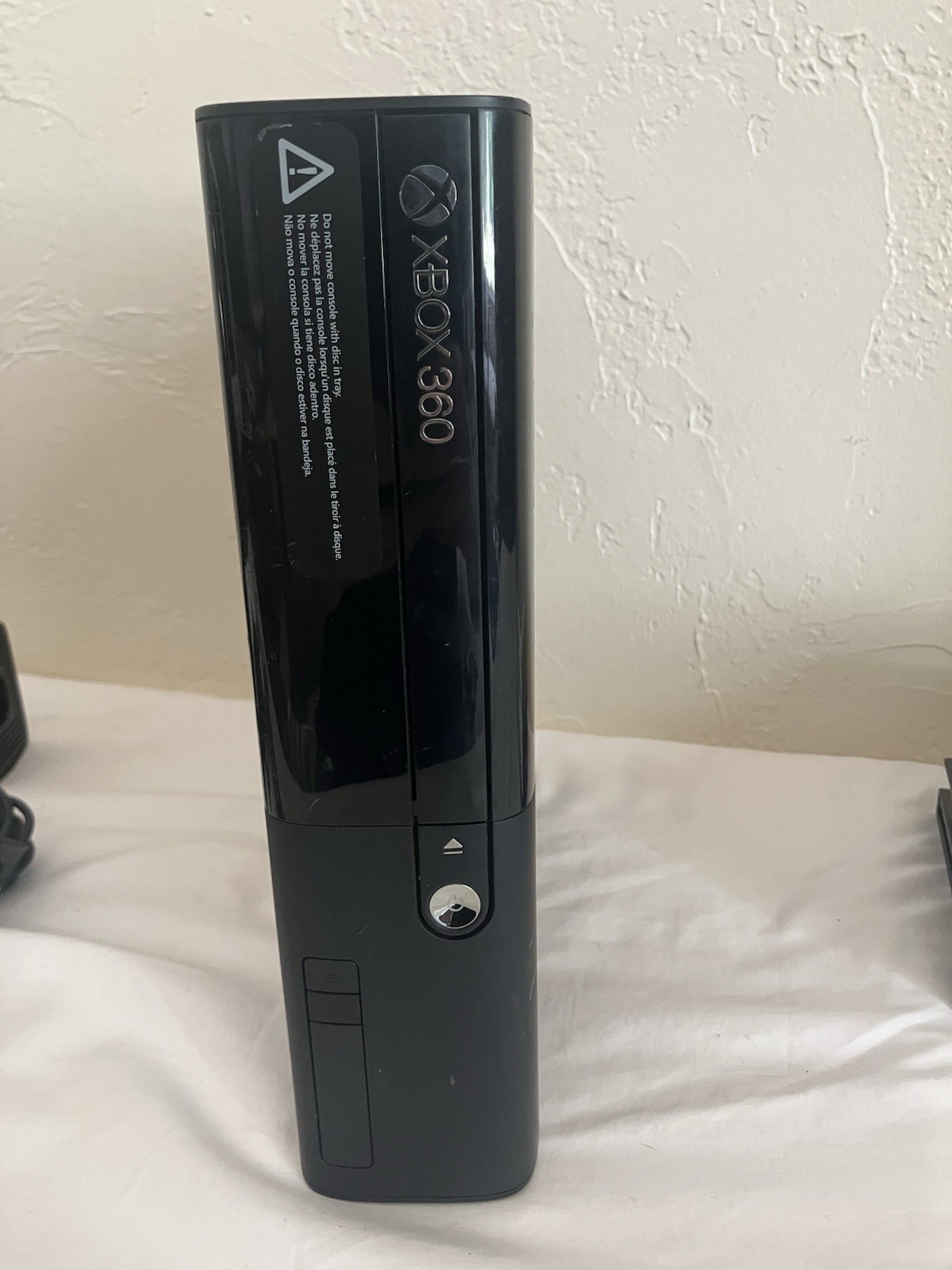 Microsoft Xbox 360 E 250GB Console #1538 W/ 9 Games, Controller, HDMI, Minecraft