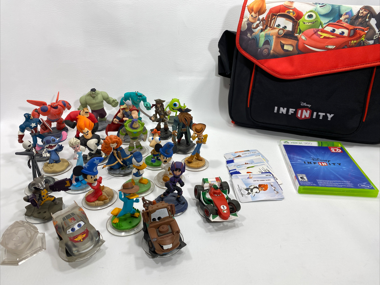 Disney Infinity Lot Of 26 Figures, XBOX Game 2.0, Roll Out Shoulder Bag, Cards