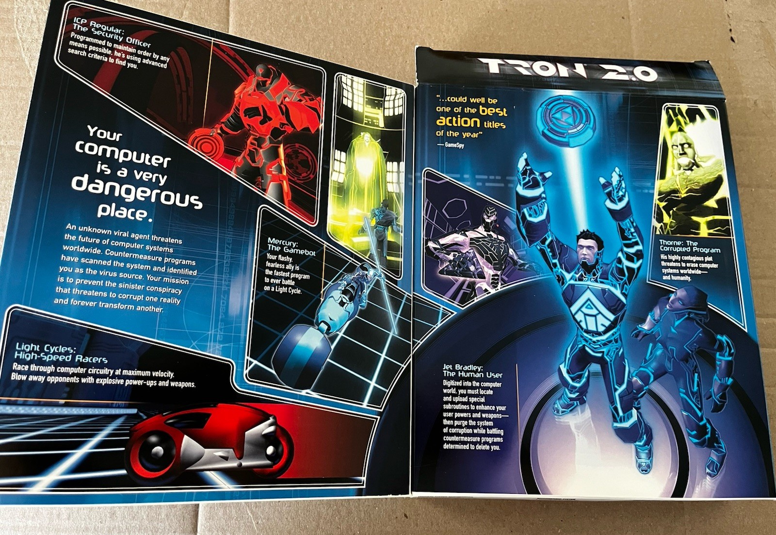 BIG BOX Tron 2.0 (PC, 2003) PC CD-ROM Game 2003
