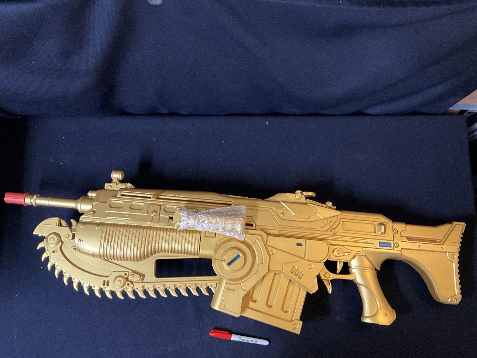 Gears Of War Life-Size Gold Lancer Assault Rifle Replica