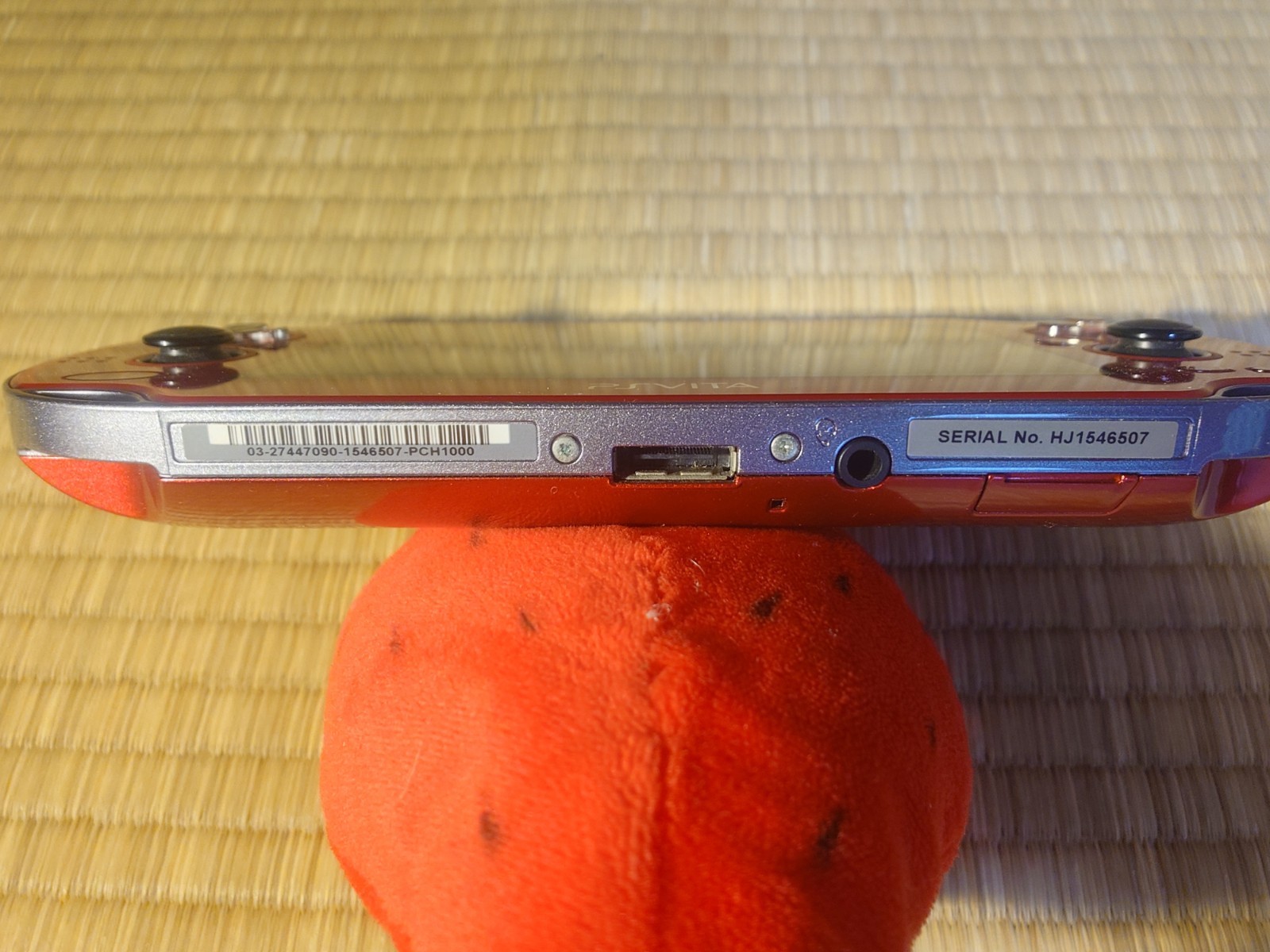 Sony PS Vita PCH-1000 Red Console Tested Working 8GB Memory Card NTSC-J Japan