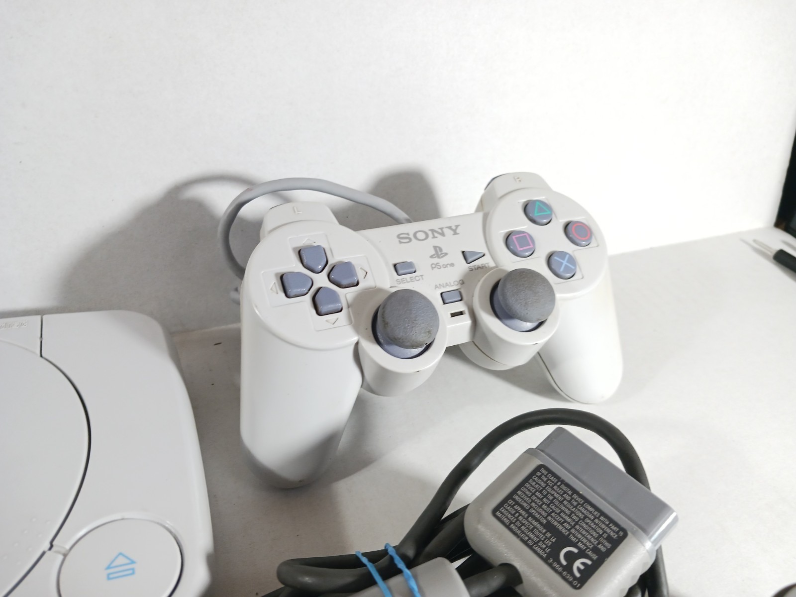 Sony PlayStation 1 PS1 Starter Set OEM Cords Memory Tested Lot Wear SCPH-101