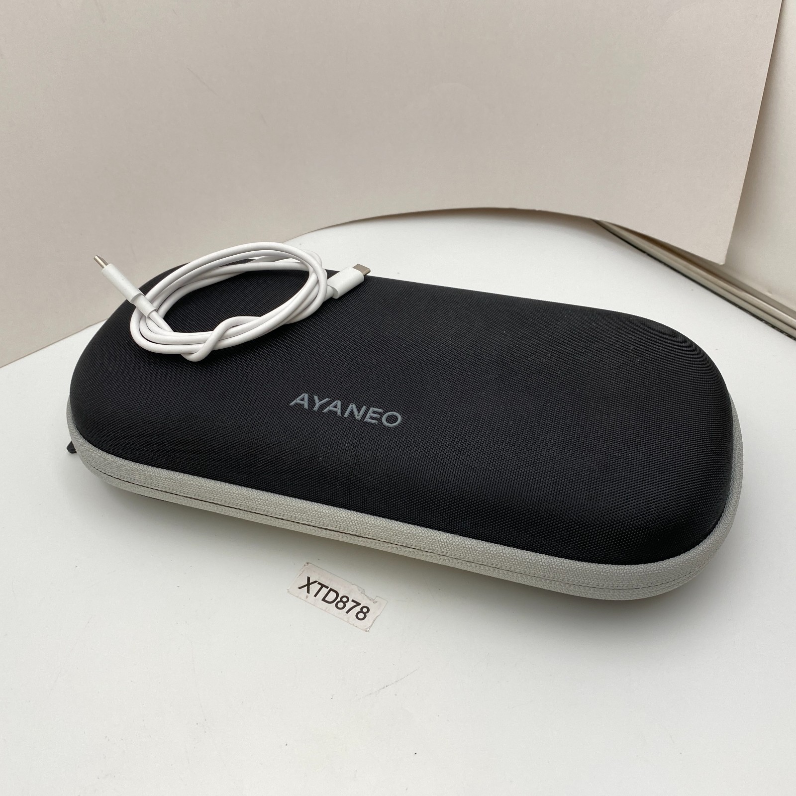 AYANEO 2S – 32GB RAM – 2TB SSD – AMD Ryzen 7 7840U – Handheld Console- DEFECTIVE