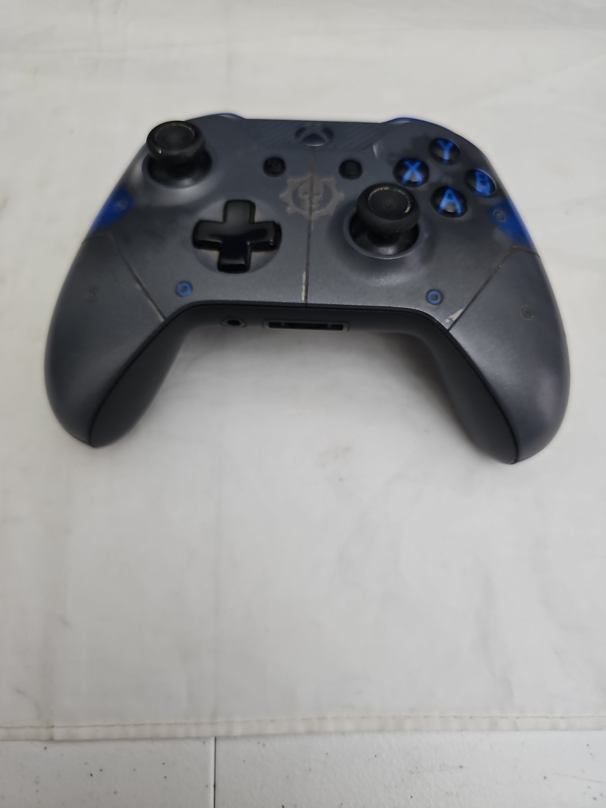 New Gears of War 4 JD Fenix Limited Edition Wireless Controller Xbox One