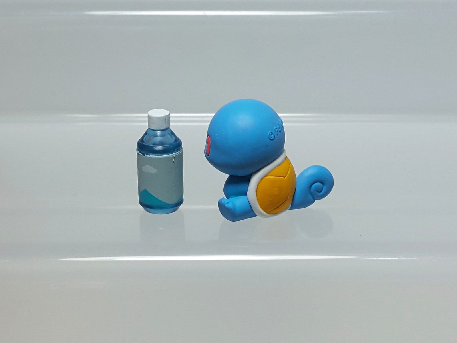 Pokemon Center Japan 2019 Figure Collection Oishii Mizu Squirtle R08 0.8in