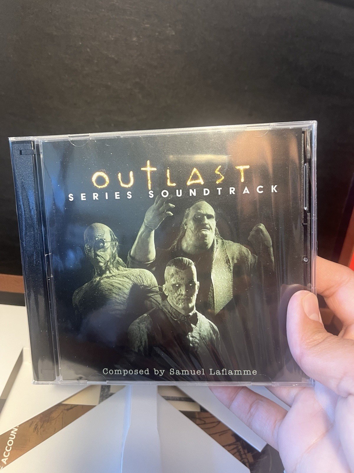 Outlast: Bundle of Terror Murkoff Briefcase Limited Run Switch – CIB Complete
