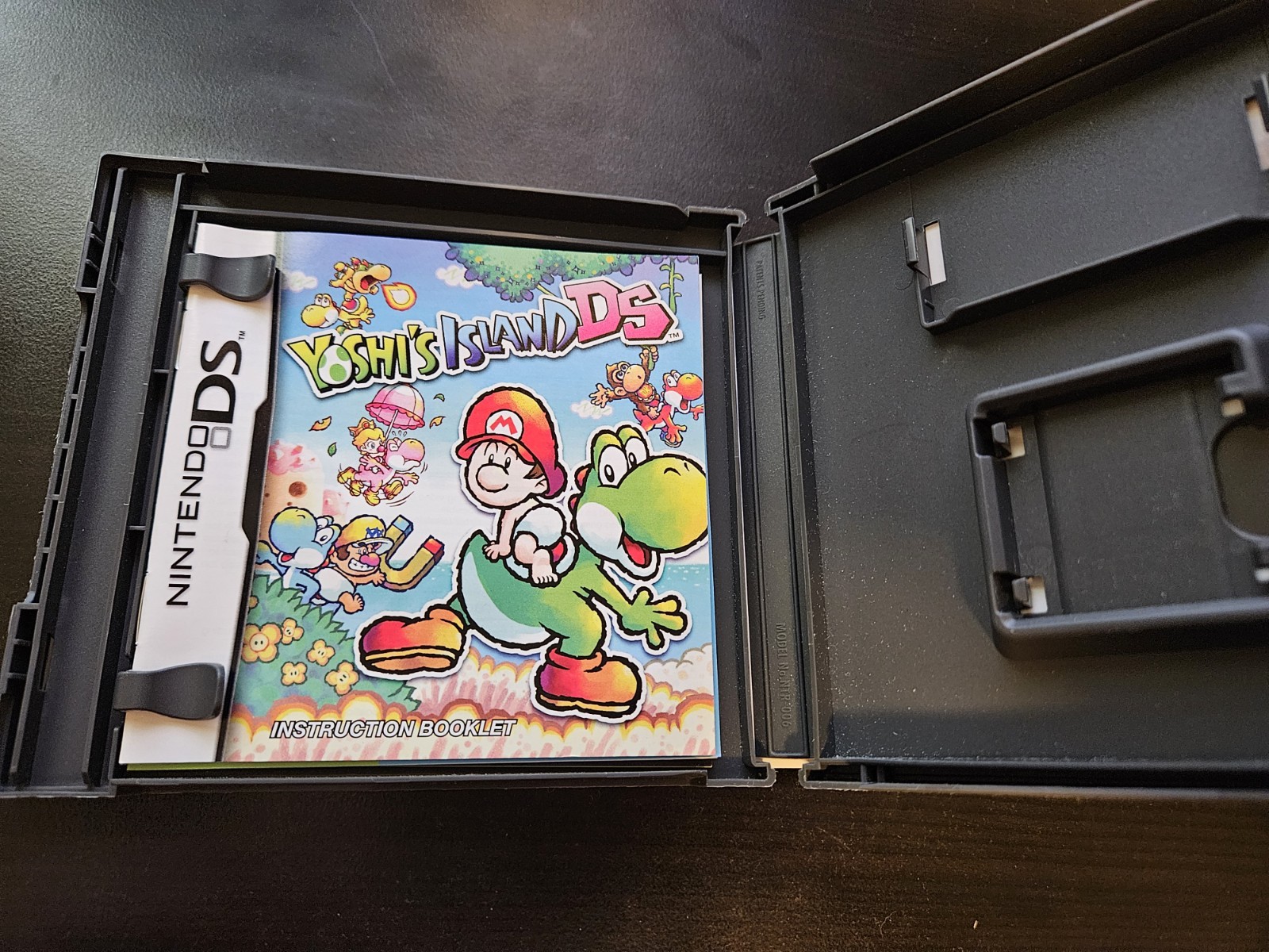 Nintendo DS Original Cartridge Case for Yoshi’s Island DS w/ Manual