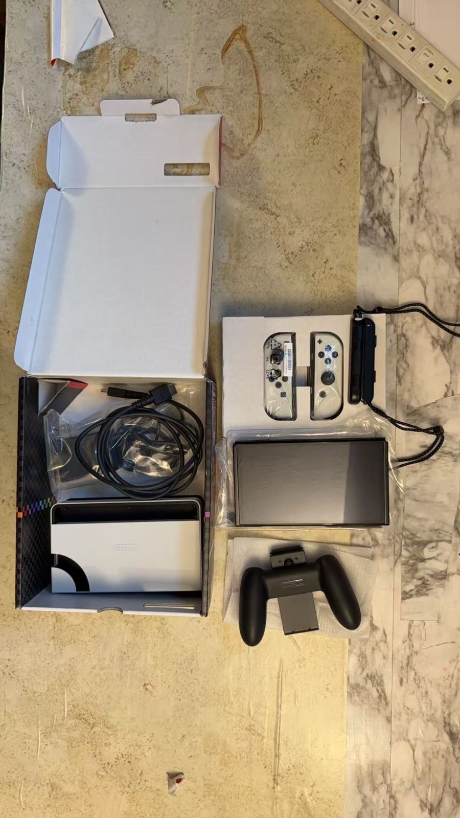 Nintendo Switch OLED Console Mario Kart Bundle – Open Box – READ DESCRIPTION