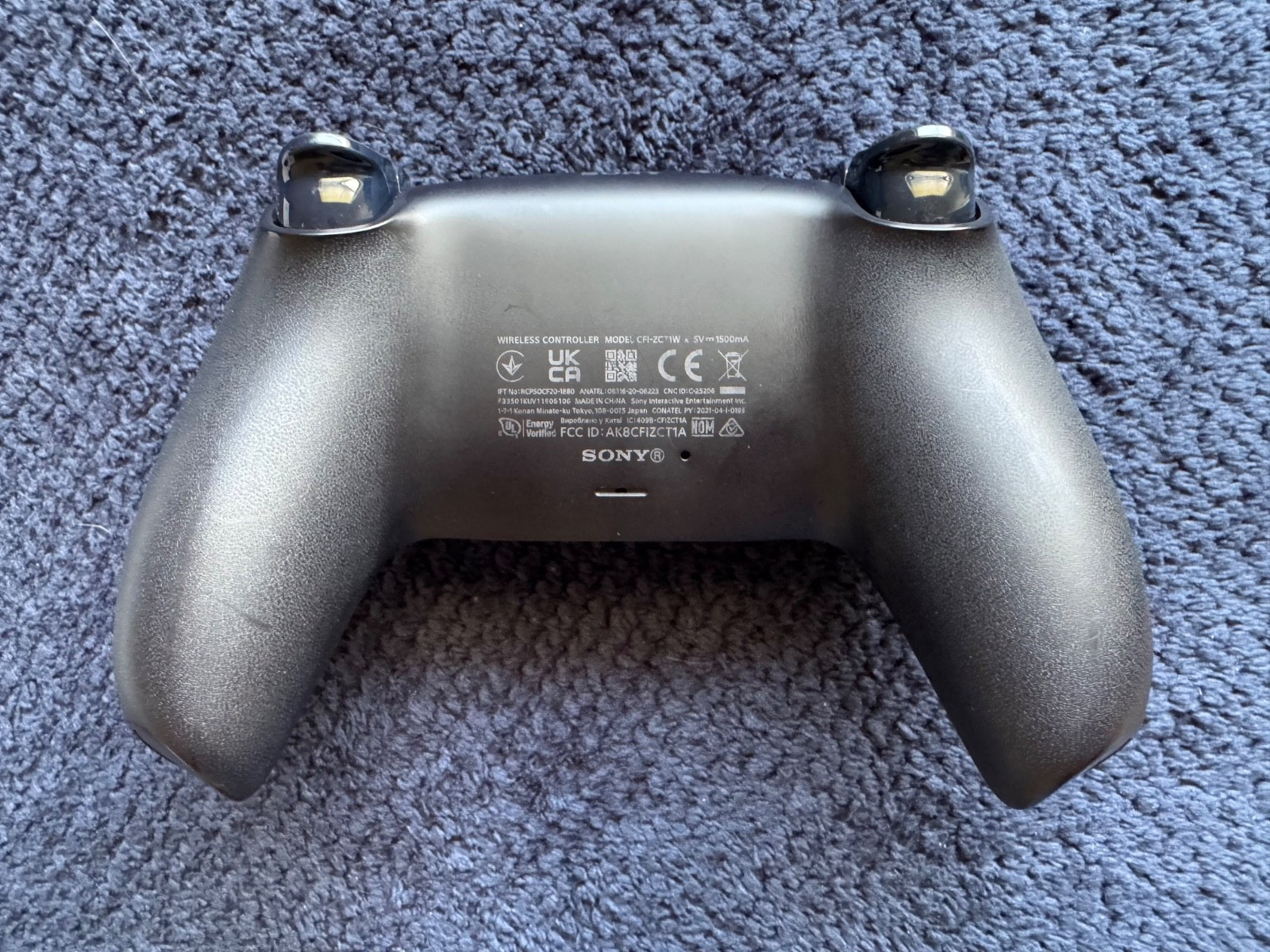 Sony PlayStation PS5 DualSense Controller – Midnight Black – Adult Owned