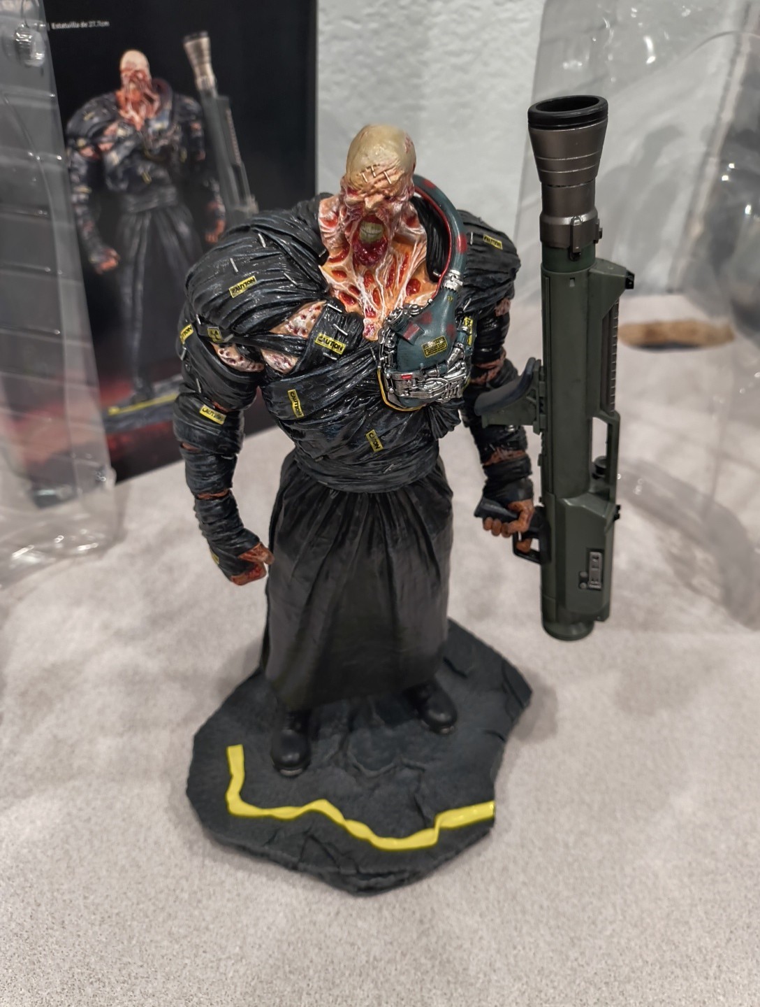 Resident Evil 3 Nemesis 27.7cm Statue By Numskull Collectibles Figure Capcom