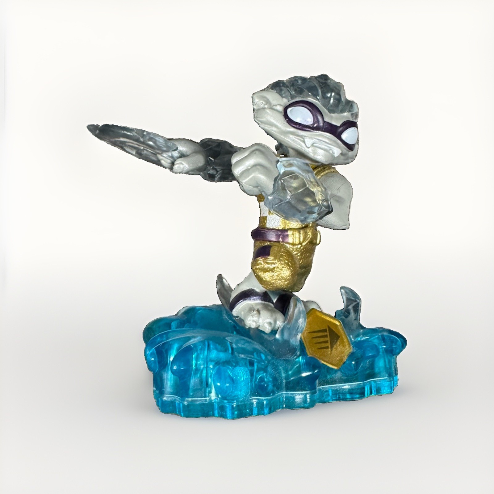 Skylanders Swap Force Nitro Freeze Blade Figure