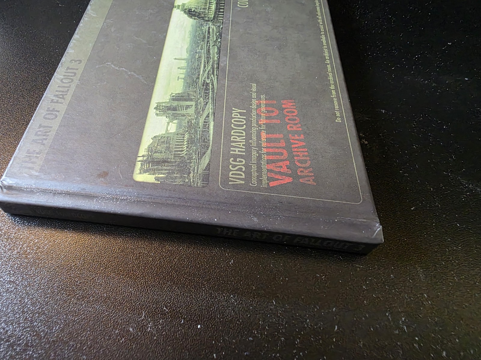 Bethesda Fallout 3 Vault 101 Archive Hardcover Art Book Vault Dweller 2008