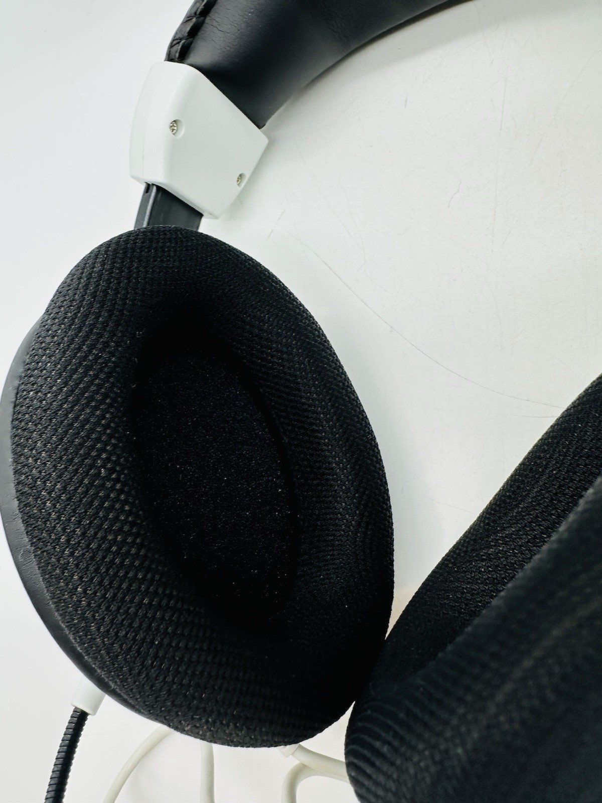 Turtle Beach Stealth 700 Gen 2 MAX Ear-Cup Over the Ear Headsets No Dongle, Used