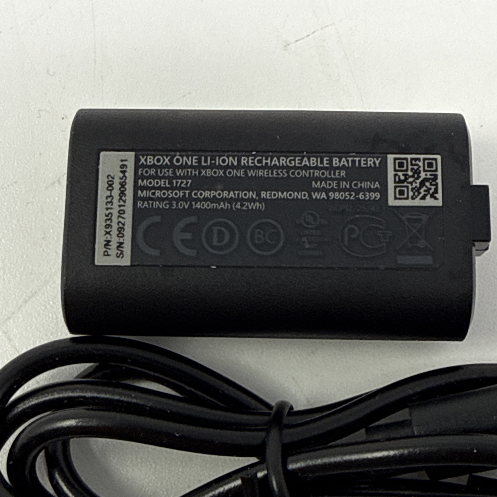 Xbox Rechargeable Battery Pack 1727 + USB-C Cable for Wireless Controller Black