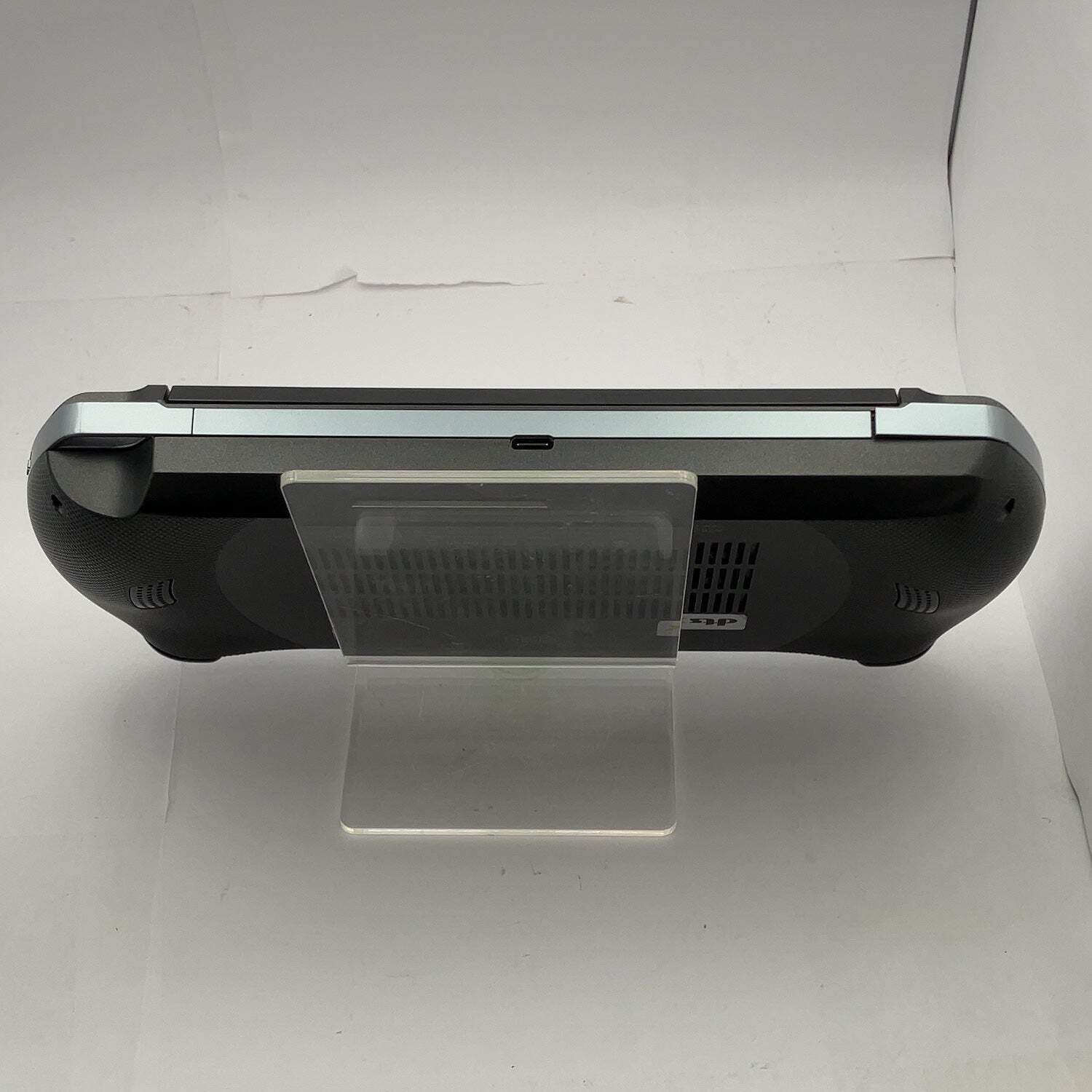 Broken GPD Win 4 (2024) 6″ AMD Ryzen 7 8840U 32GB RAM 1TB G1618-04 READ