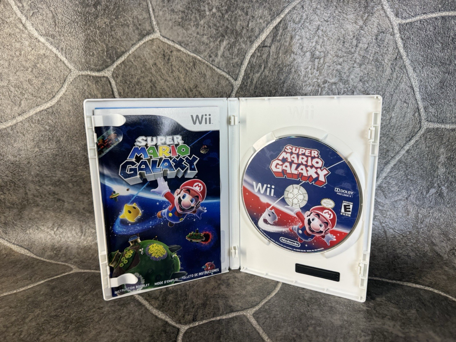 Nintendo Wii Super Mario Galaxy Nintendo Selects (Nintendo WII, 2011) Complete