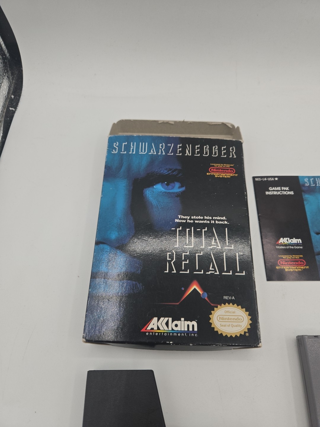 Total Recall (Nintendo Entertainment System, NES, 1990) Akklaim CIB & Tested