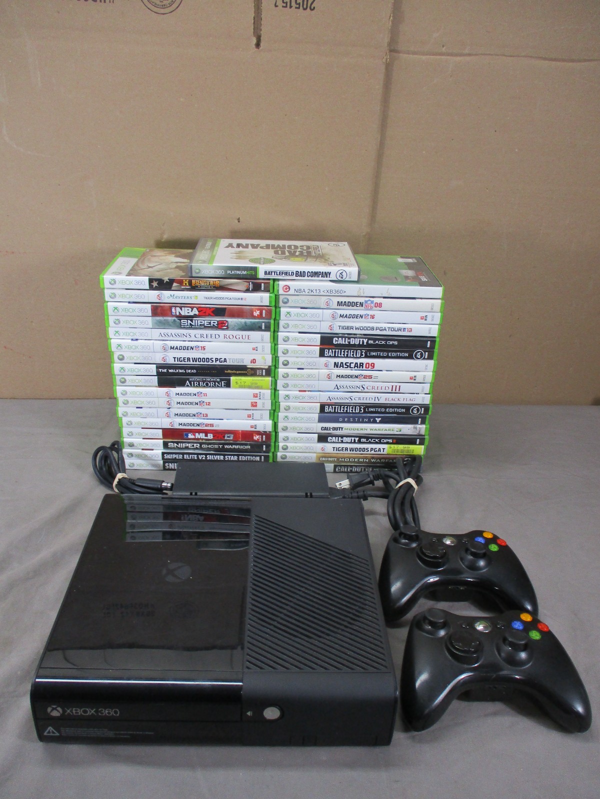 ENORMOUS Xbox 360 Console Model 1538 w/ 2 Controllers and 35 GAMES LOT